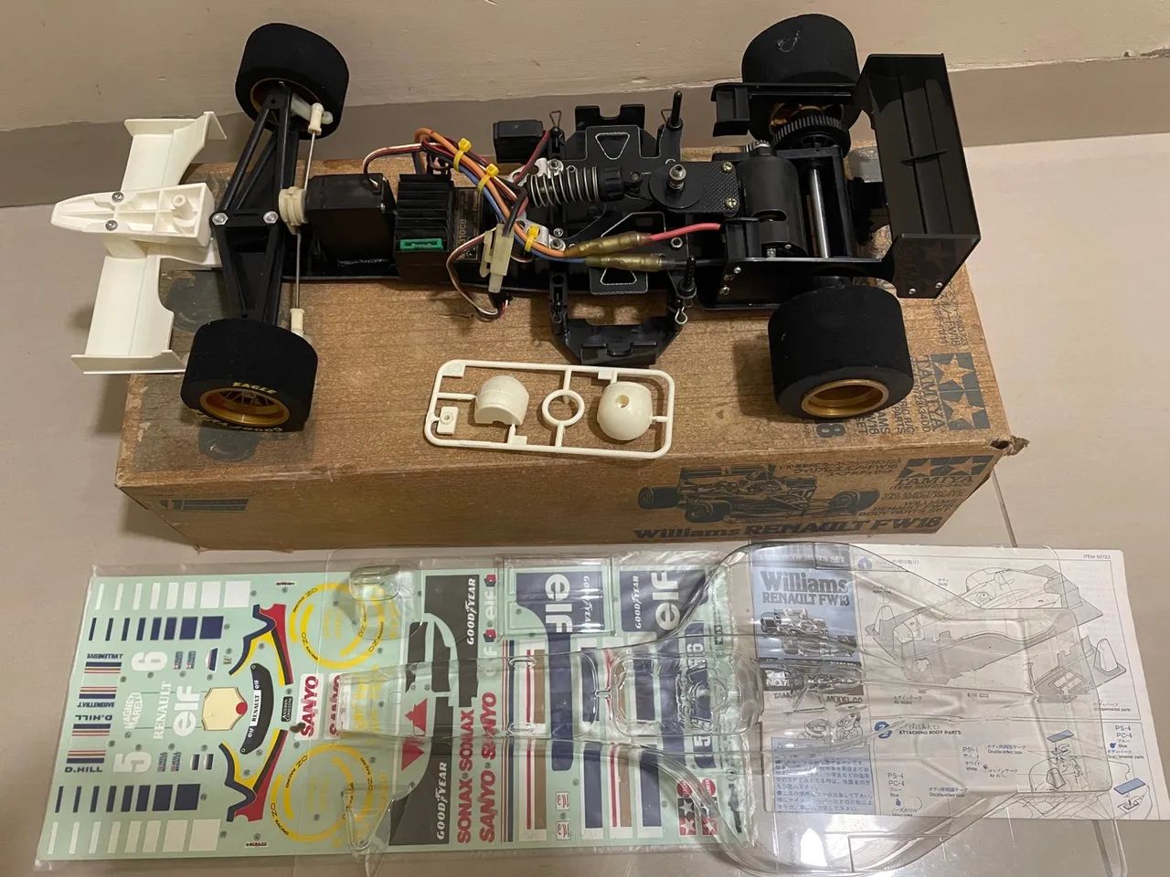 Automodelo tamiya williams renault FW18