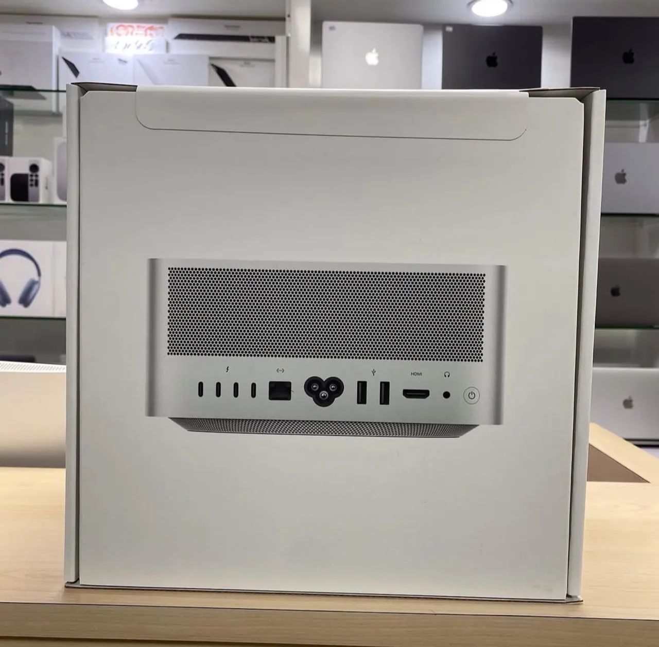 Mac Studio M4 Max 2025  - Foto 4