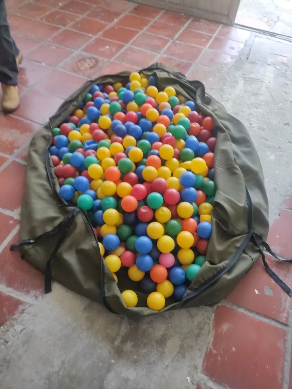Bolinhas de piscina com bolsão  - Foto 3