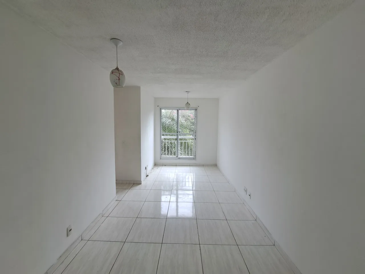Imóvel para aluguel com 46 metros quadrados com 2 quartos em Taquara - Rio de Janeiro - RJ