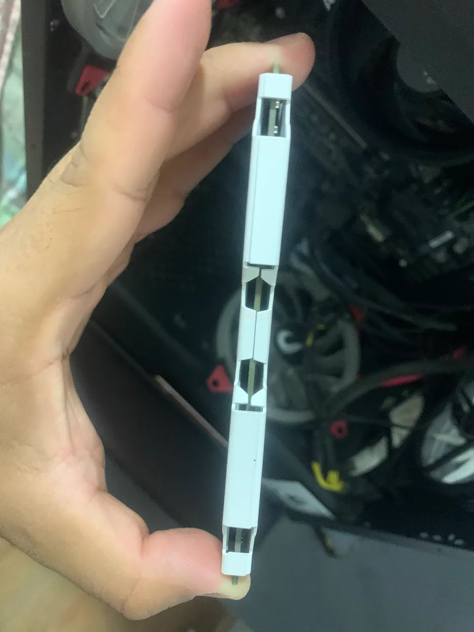 Two 8GB 2666MHz RAM memory sticks64396501955841122