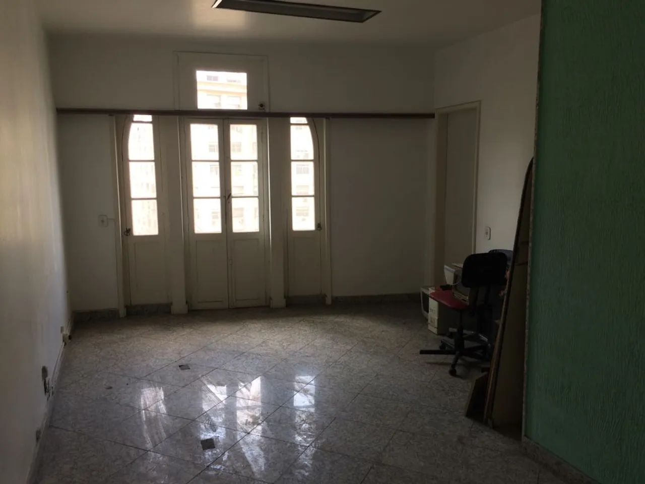 Aluga-se sala comercial no Centro - Rio de Janeiro - RJ - Praça Mahatma Gandhi 2. - Foto 2