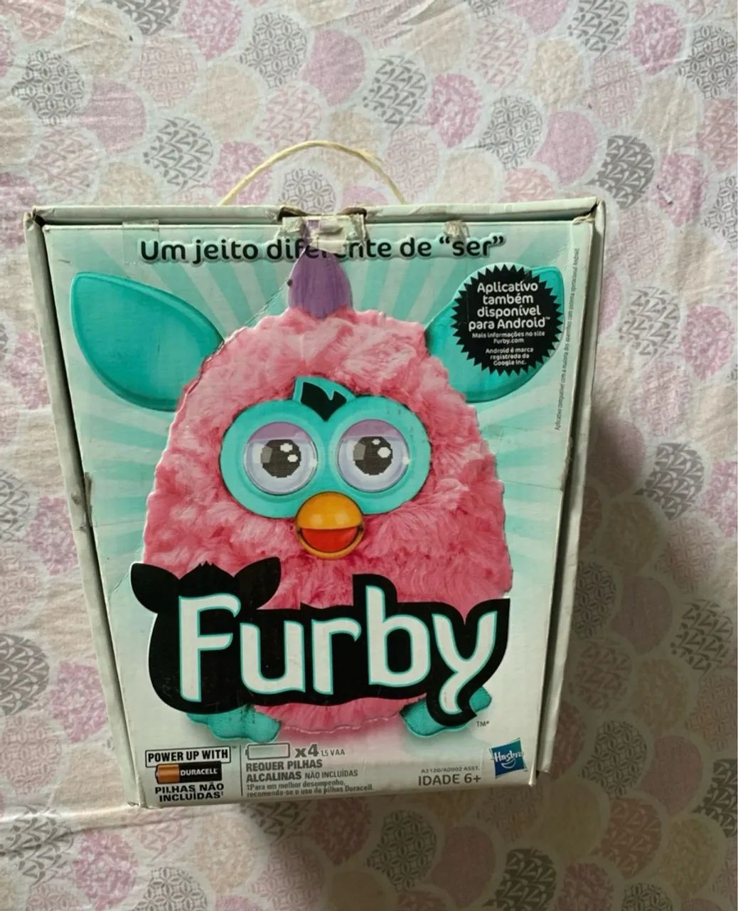 Furby rosa e turquesa funcionando com a caixa ainda - Foto 3