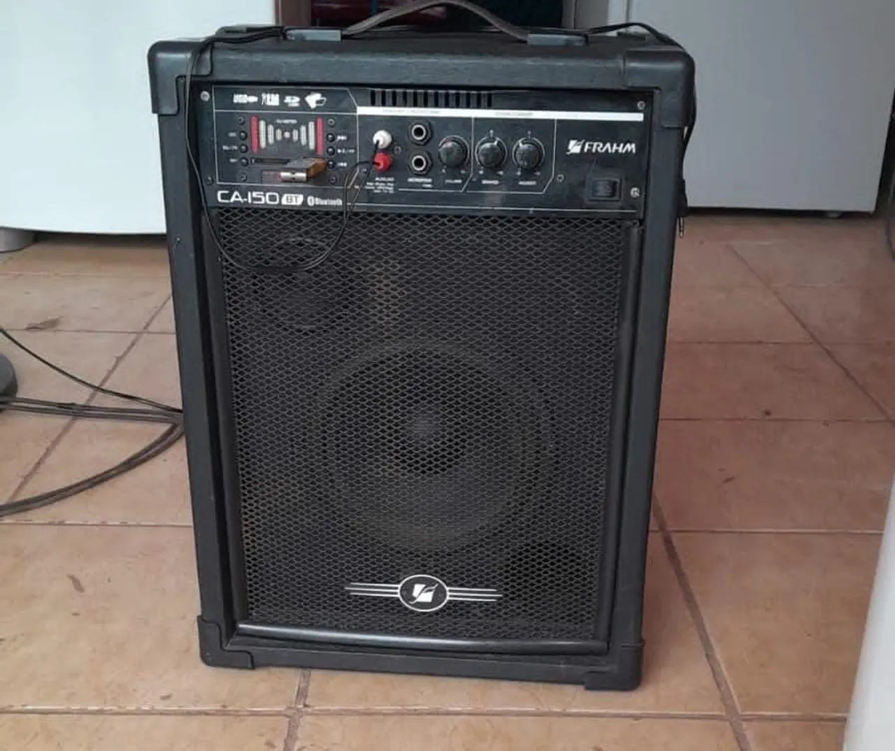 Caixa amplificada Bluetooth