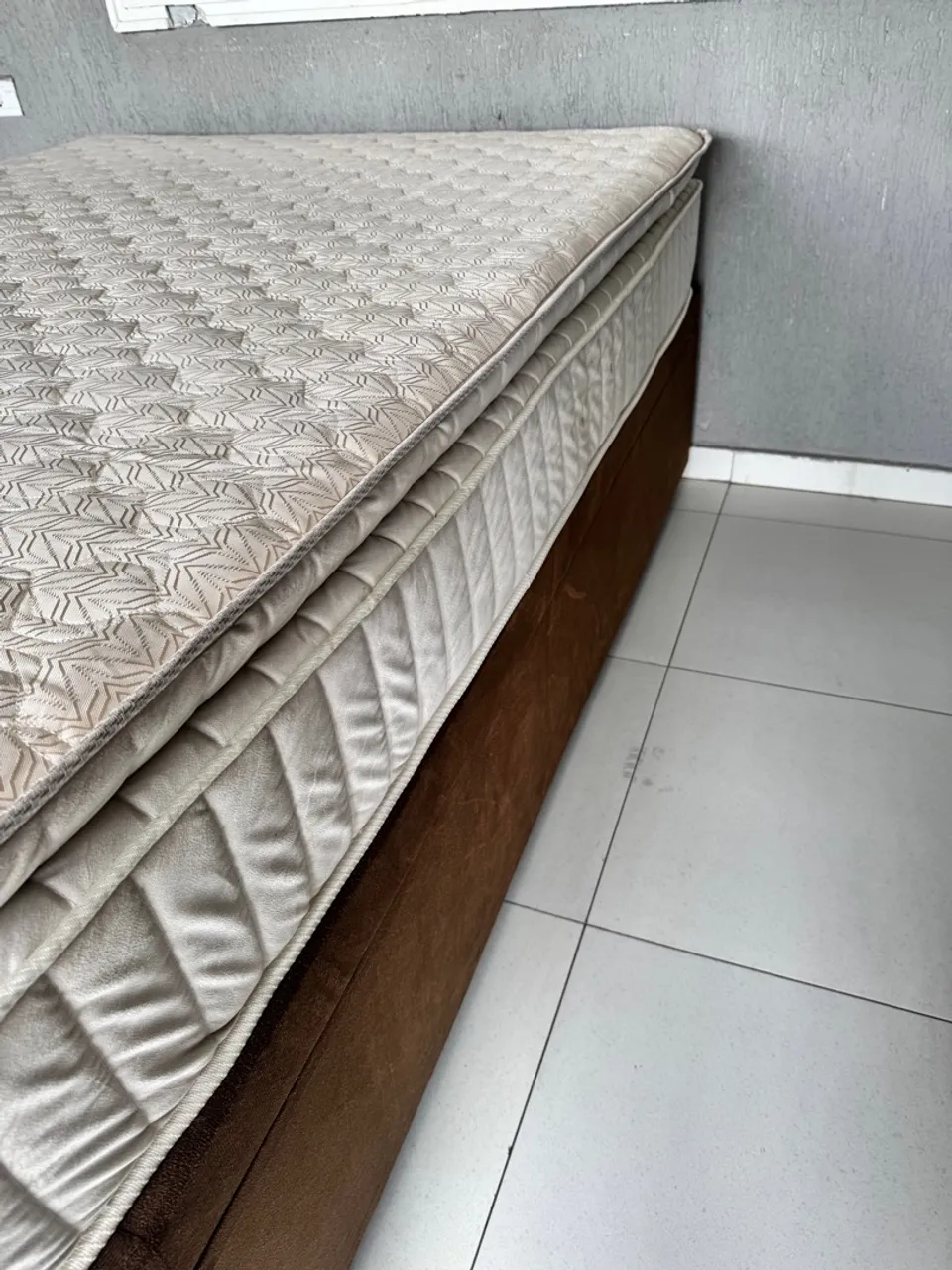 Colchão de Casal Confortável e Elegante