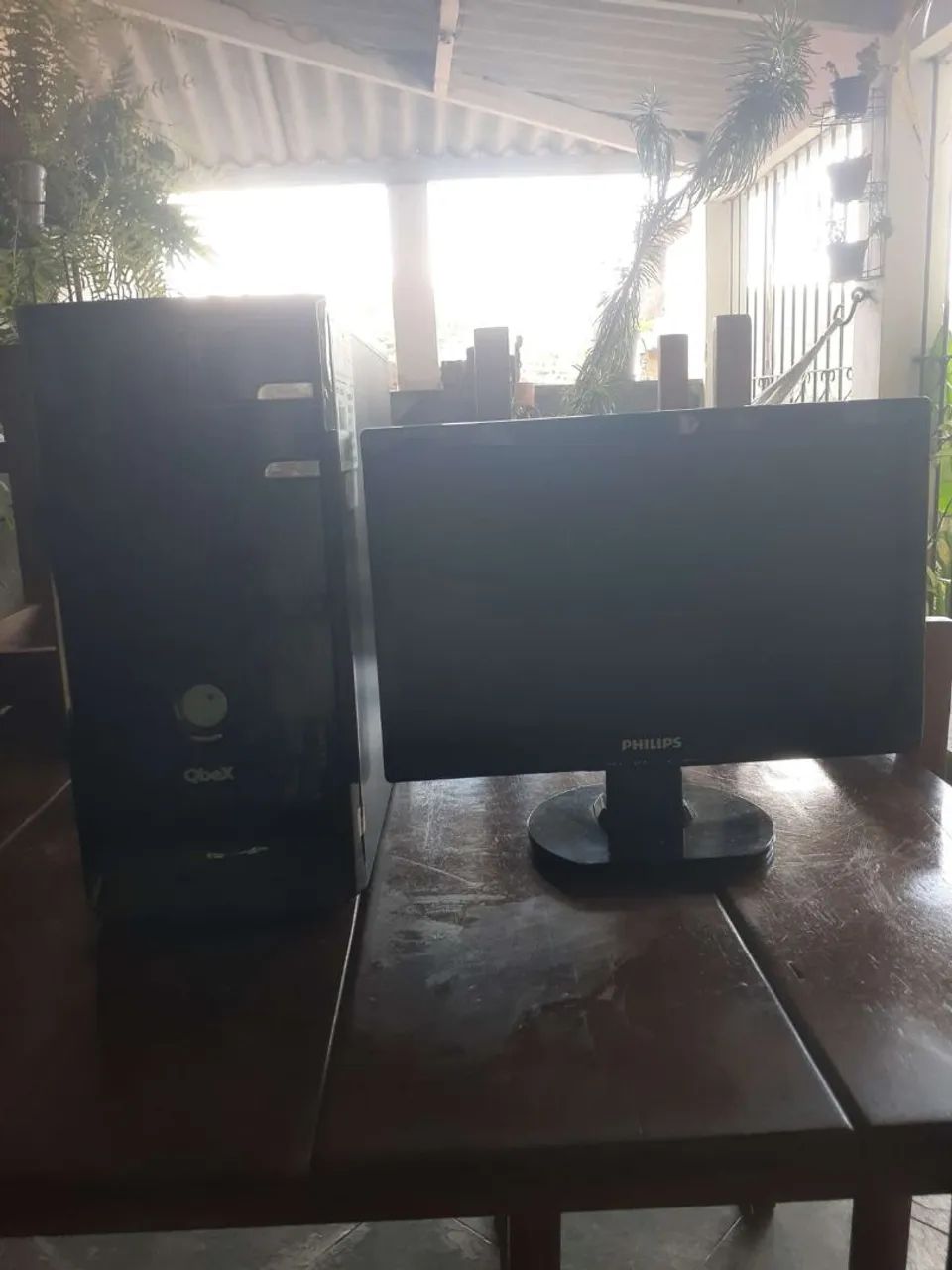 Computer + monitor64308001576323120