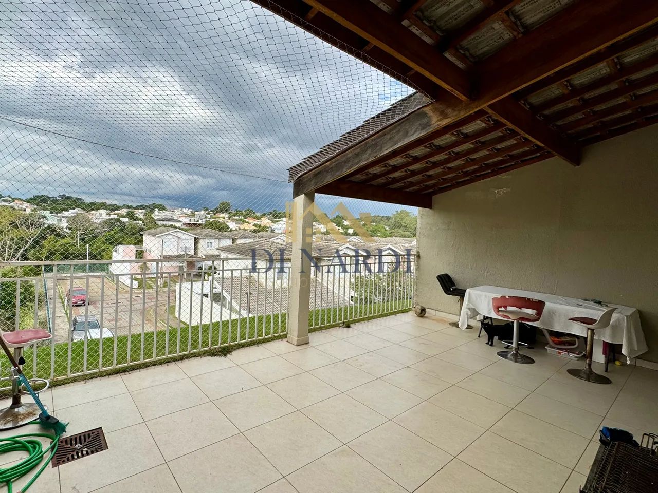Refúgio Exclusivo: Sobrado de Luxo com Vista para o Lago - Foto 2