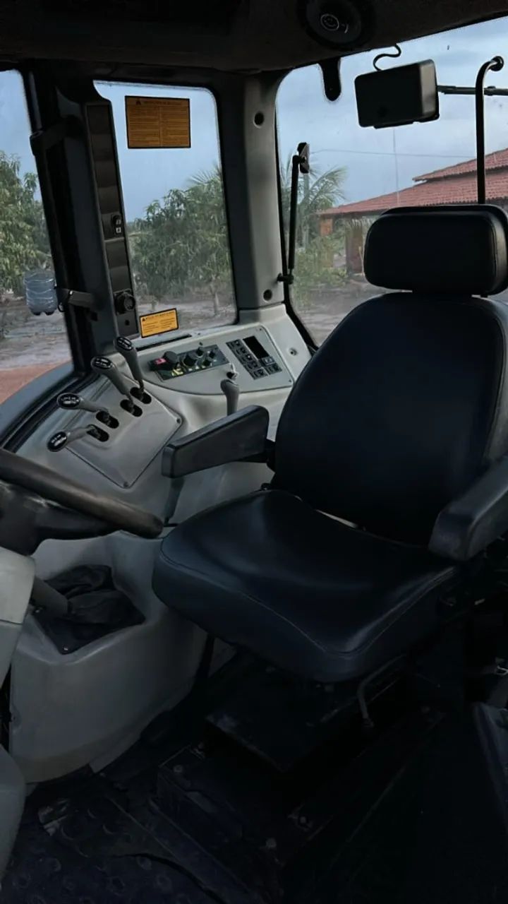 trator valtra Bh210i - Foto 3