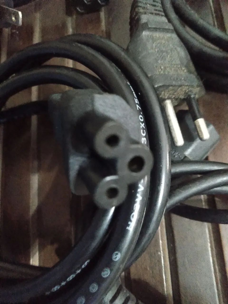 Cabo de Energia para Notebook, PC, Desktop, Monitor - 3 pinos(variados para cada modelo) - Foto 4