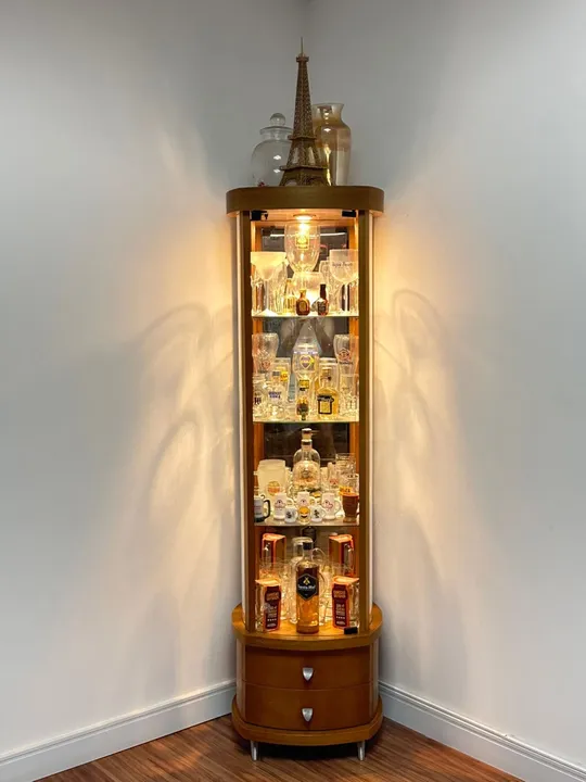 Cristaleira com Iluminação