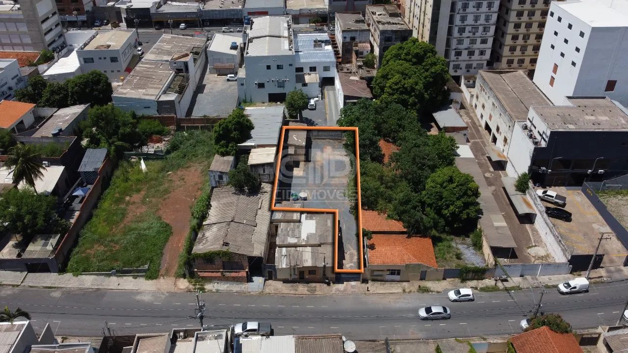 Terreno com aproximadamente 672m² no bairro Quilombo - Foto 2