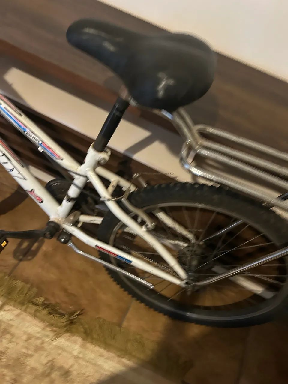 Bicicleta com garupa aro 26 - Foto 2