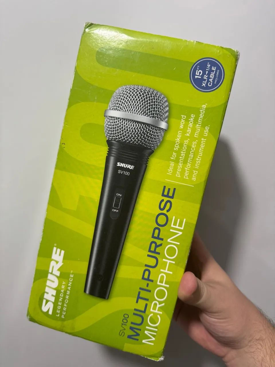 Microfone com Fio Shure SV100 perfeito para Karaokê e Apresentações  - Foto 2