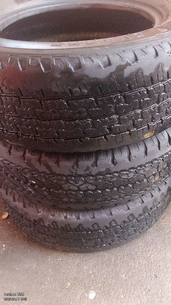 Pineus aro 15 pra vender