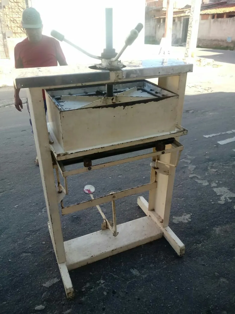 Máquina para produção de peta.