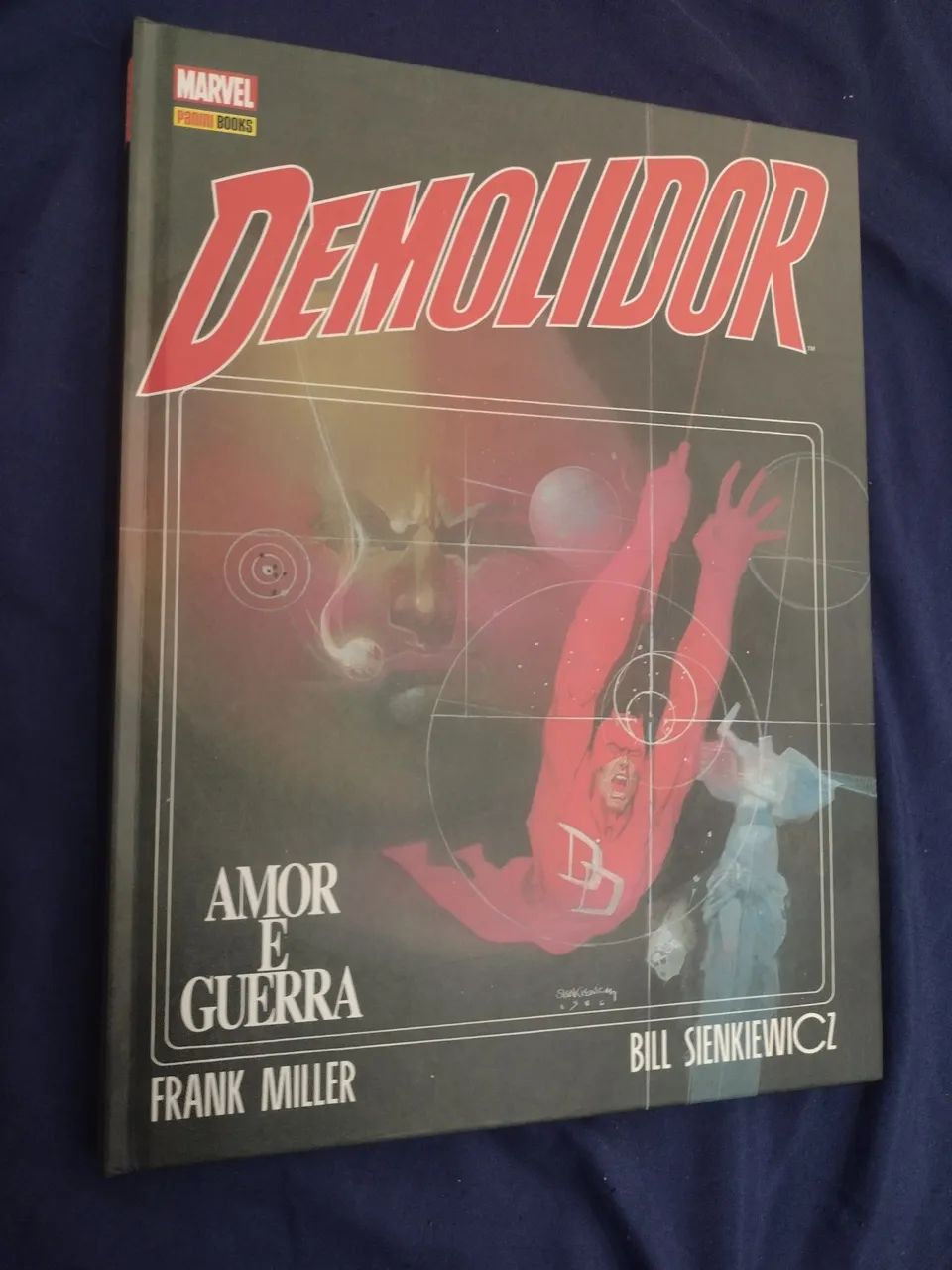 Demolidor Amor e Guerra (Frank Miller)