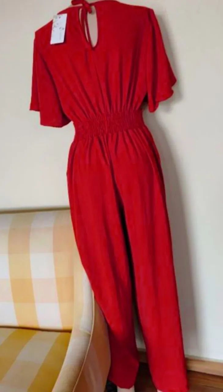 Macacão feminino vermelho tecido fluido - Foto 3