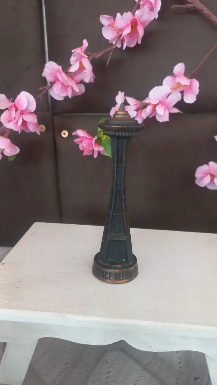 Miniatura Torre Space Needle
