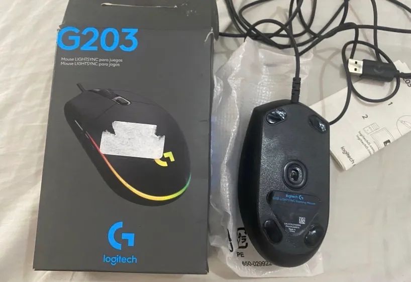 mouse gamer logitech usb g203 lightsync preto - Foto 2