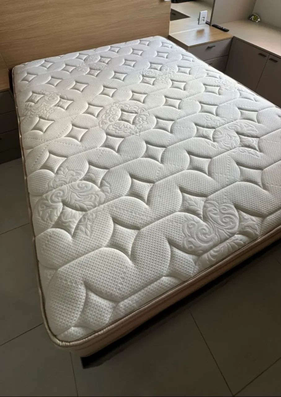 Vendo cama de casal 2 meses de uso  - Foto 3