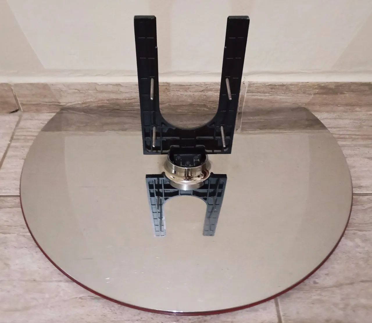 Base Pedestal De Mesa Para Tvs LCD Marca LG - Original - Foto 2