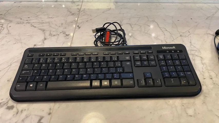 TECLADO MICROSOFT WIRED KEYBOARD 400 - Foto 2