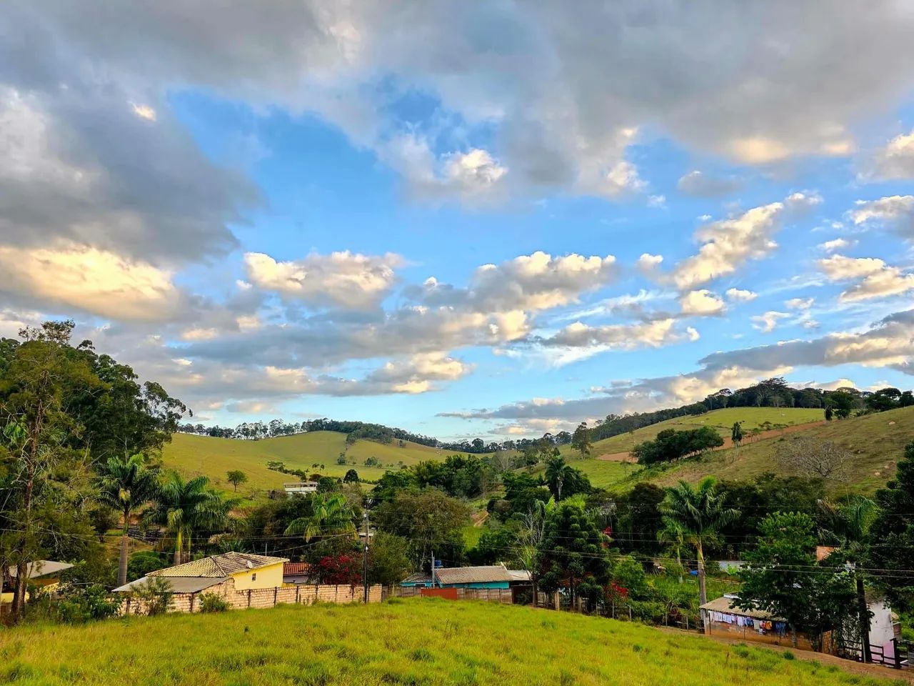 Disponível Excelente Casa Nova em Conselheiro Lafaiete  - Foto 2