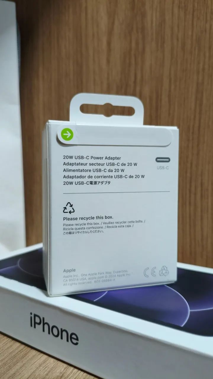 Adaptador de corrente USB-C 20 W - Foto 2