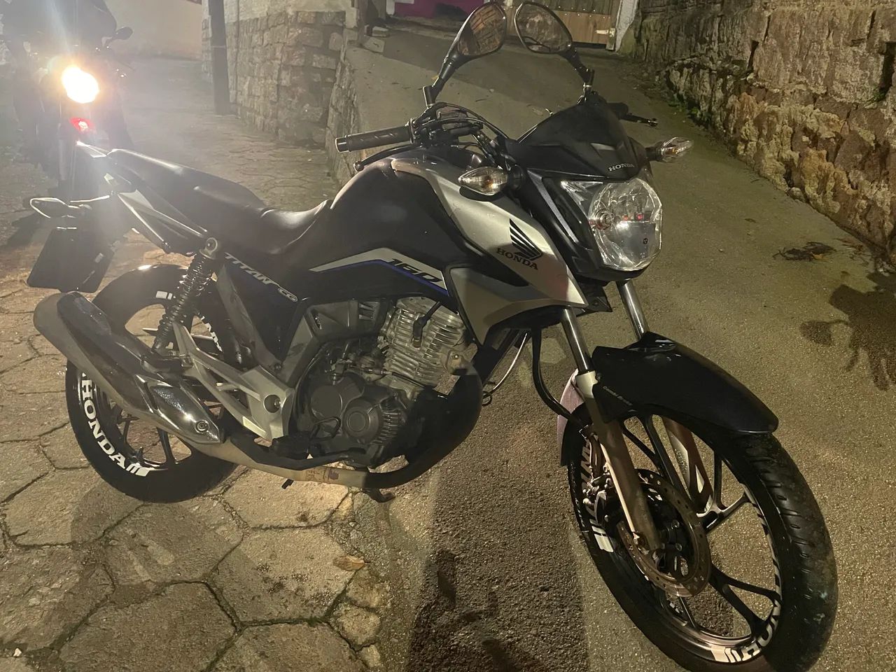 Honda Titan 160  14.500 - Foto 2
