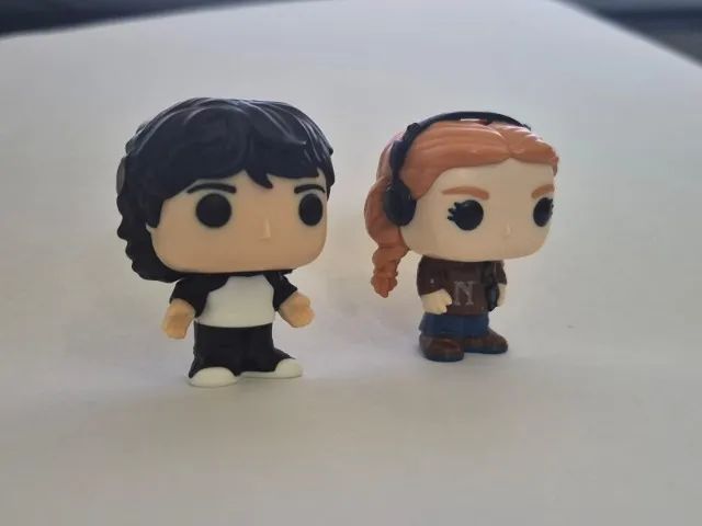 kinder Joy Stranger Things Importado (Max e Mike)