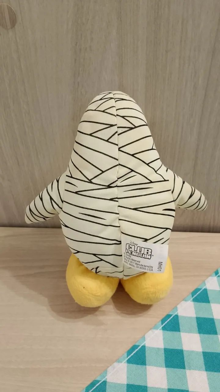 Pelucia Club Penguin - Foto 2
