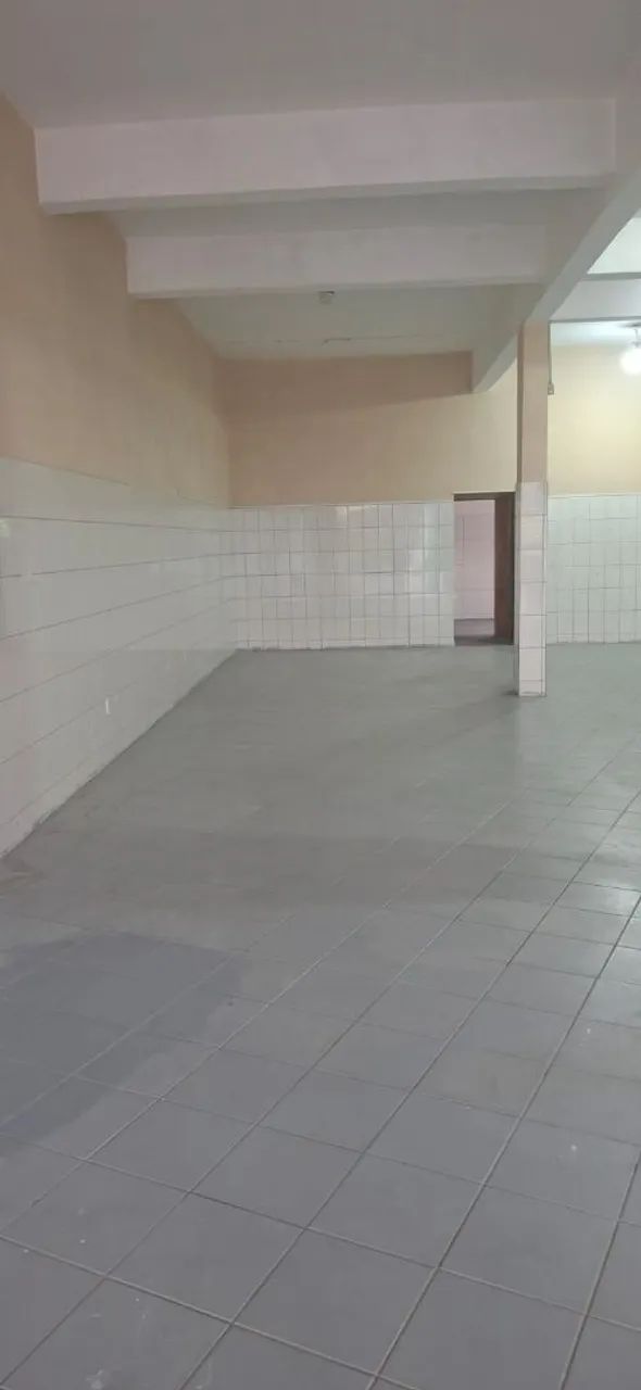 OPORTUNIDADE IMPERDÍVEL: SALÃO COMERCIAL EM SALTO DE PIRAPORA
