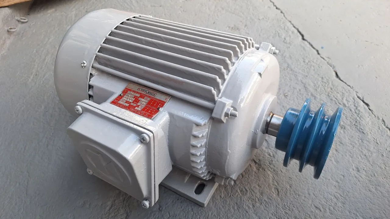 Motor elétrico trifásico 5 cv rotação: 3500 alta Rotação