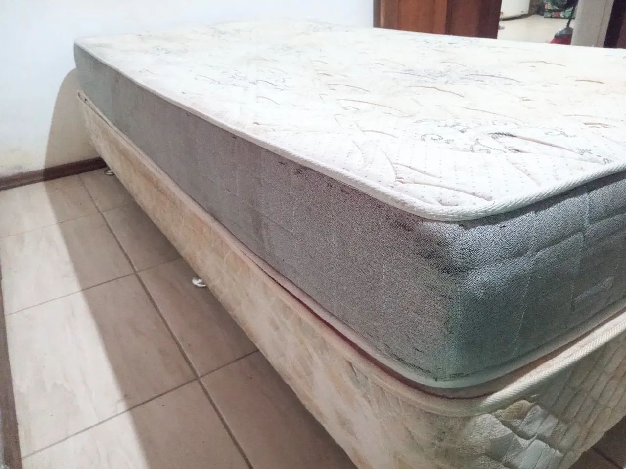 Cama box solteiro com colchão  - Foto 2