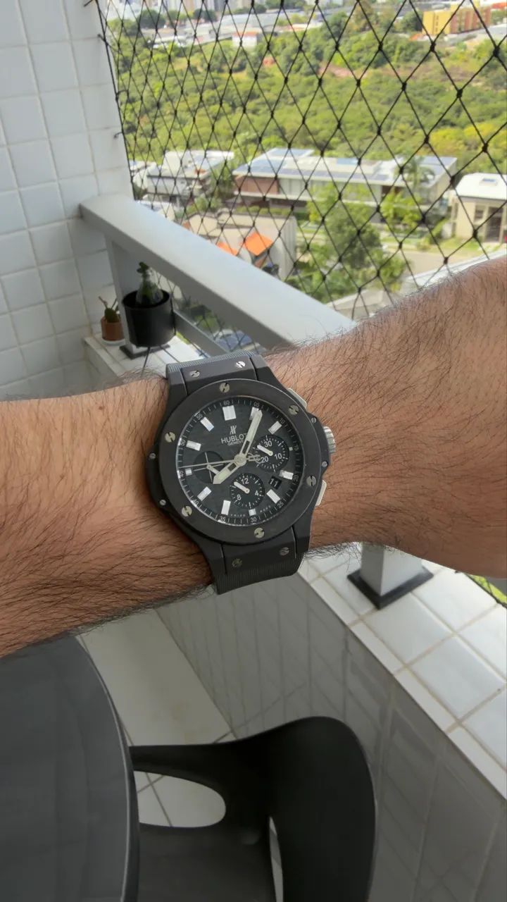 HUBLOT Big Bang Black Magic EXTRA