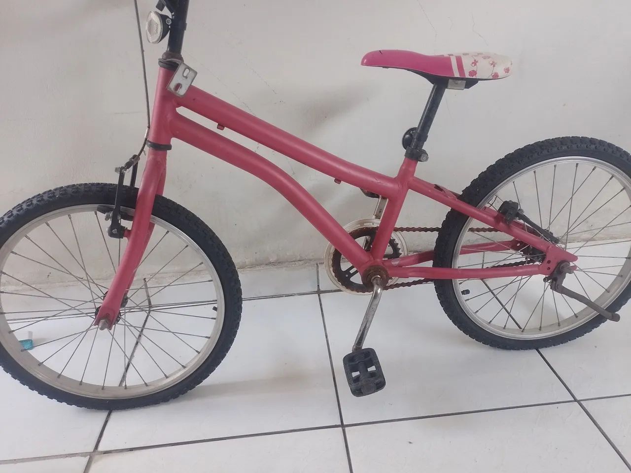 Bicicleta infantil aro 20 - Foto 2