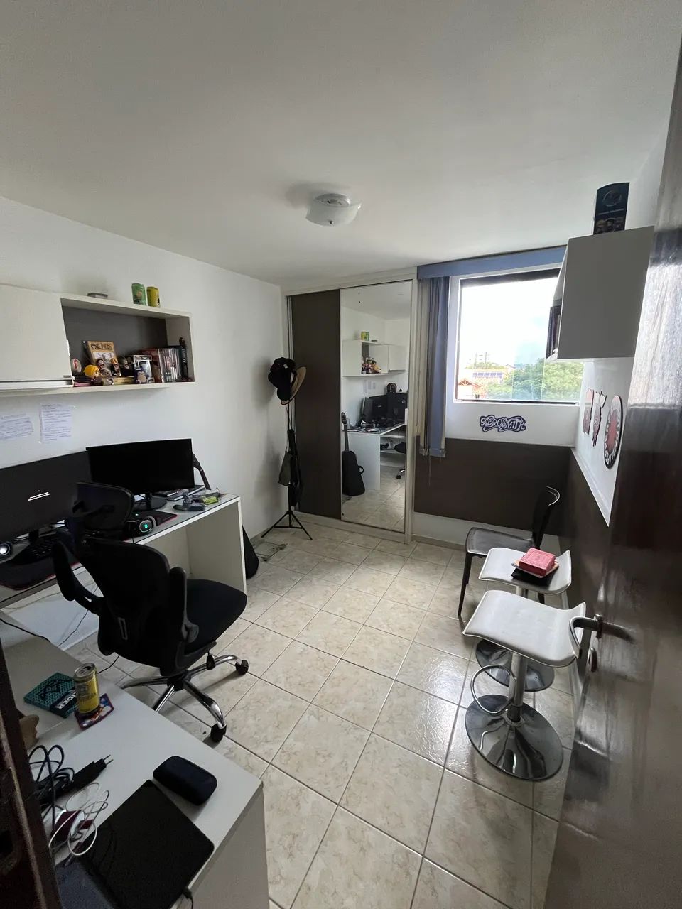 APTO BEM LOCALIZADO CATOLÉ