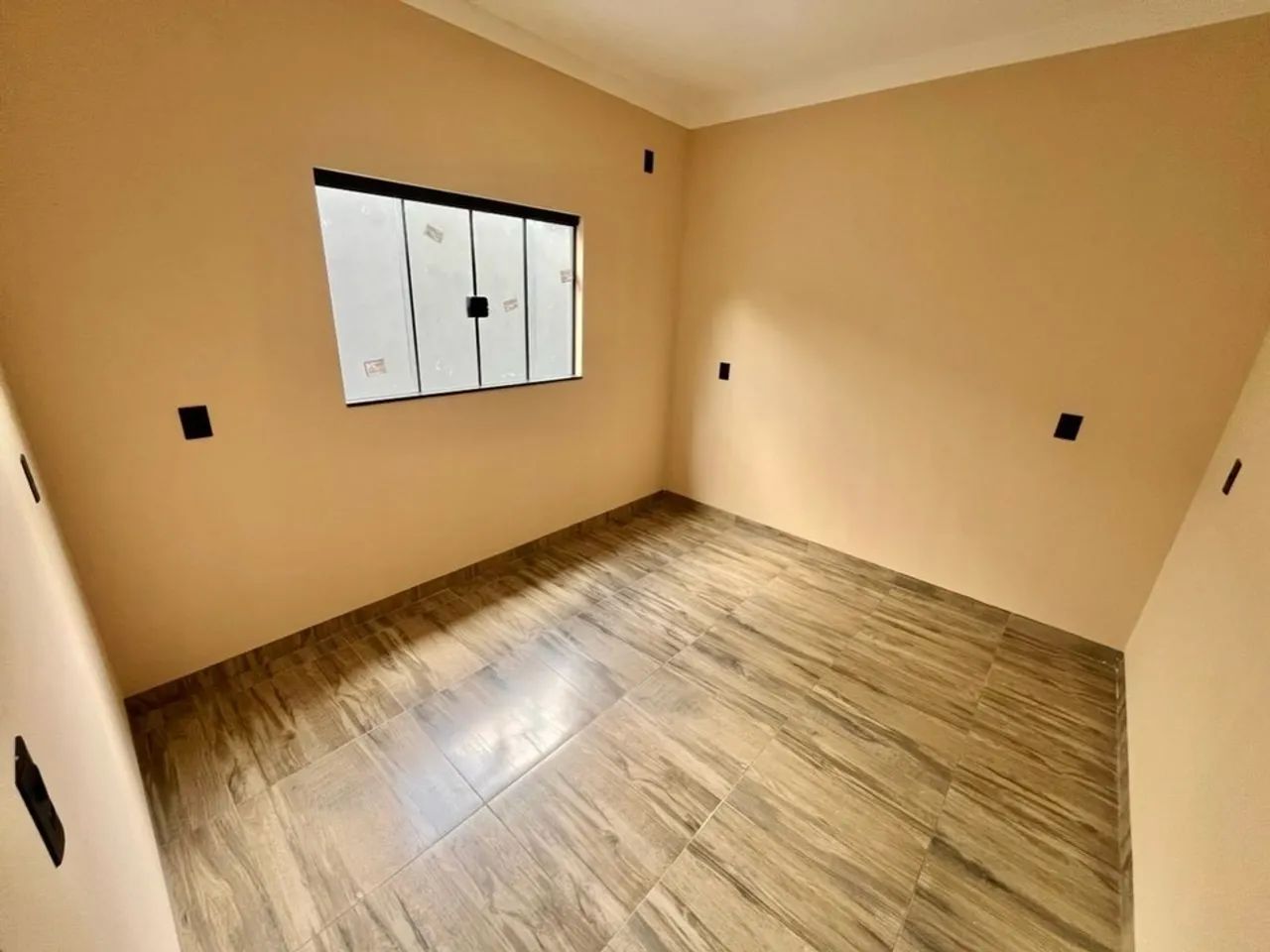 Vendo uma casa aqui em paragominas 