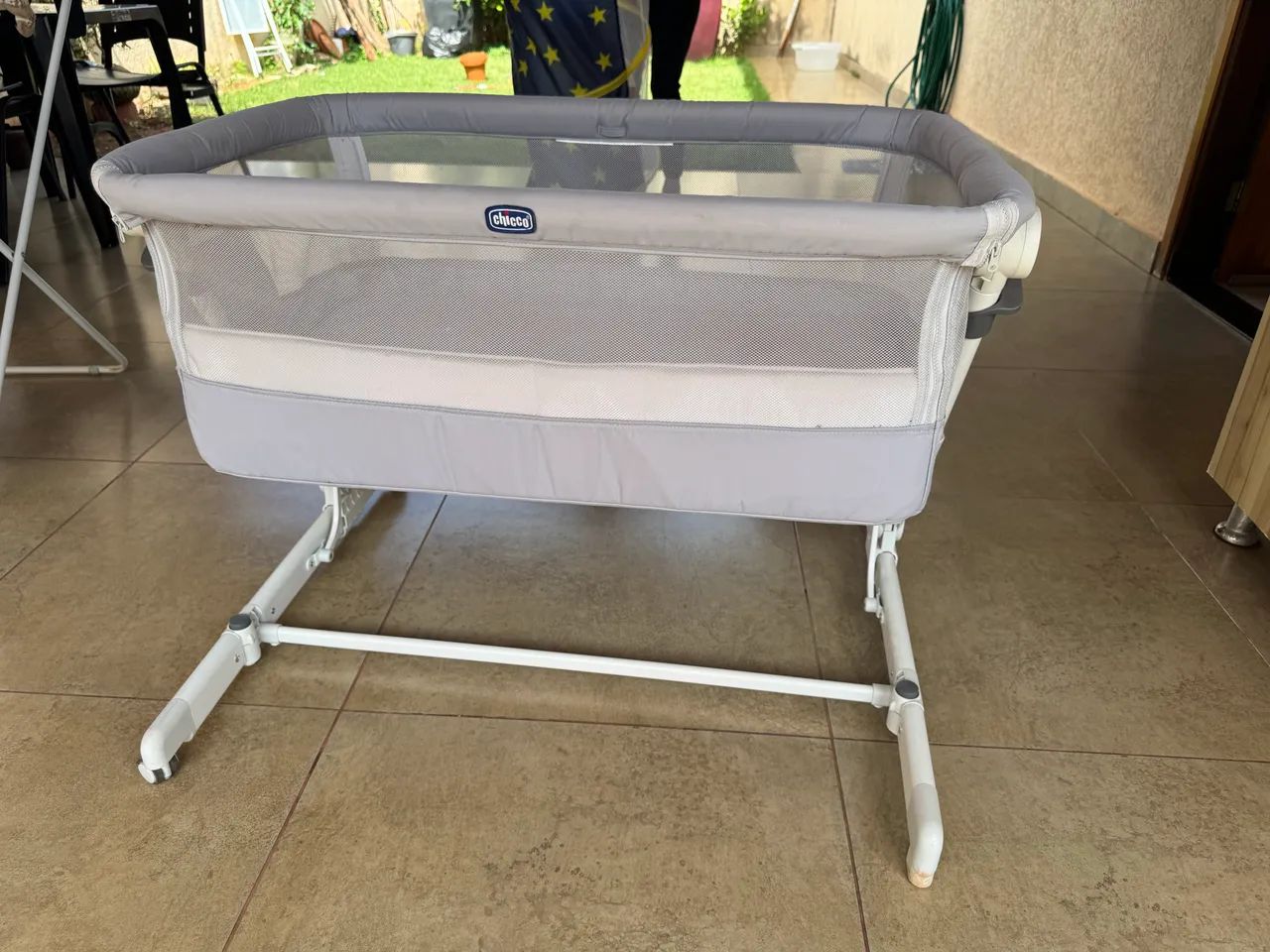 Berço Acoplado Chicco Next2Me - Cinza - Ótimo Estado