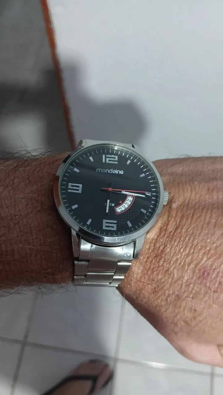 Relógio mondaine 