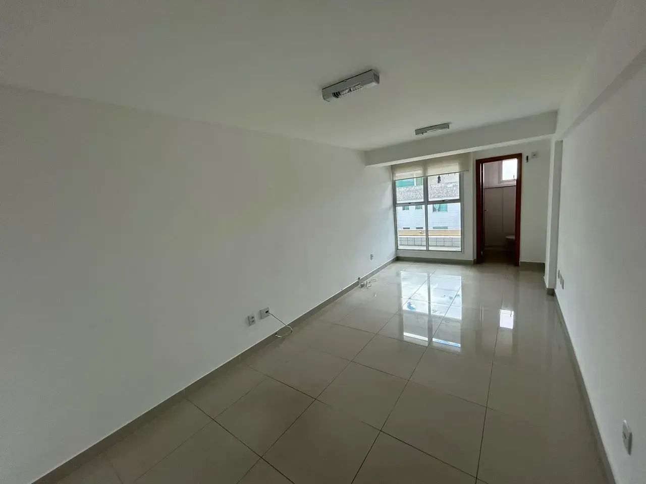 ÓTIMA SALA COMERCIAL NO CASTELO, AV DOS ENGENHEIROS