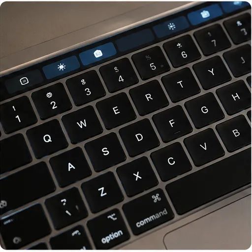 MacBook Pro 13" - Intel Core i5 | 16 GB RAM | SSD | 4 Thunderbolt 3 | Estado Impecável - Foto 3
