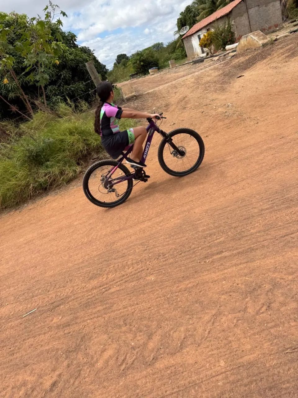 Bicicleta MTB  - Foto 2