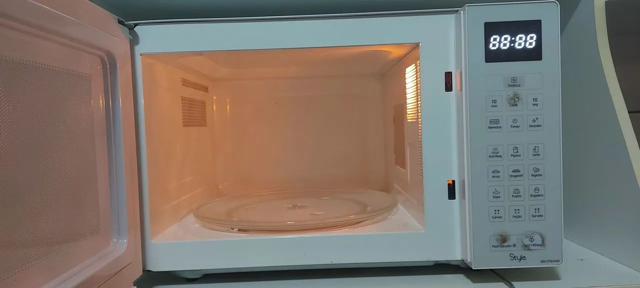 Micro-ondas Panasonic 32l - Foto 2