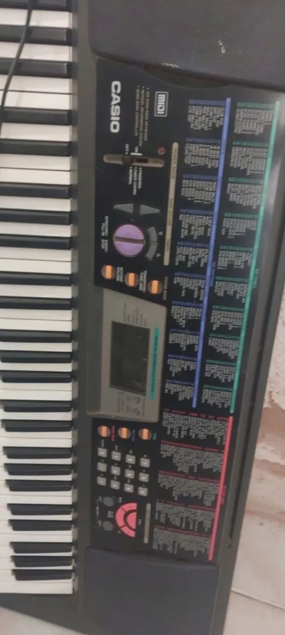 Vendo TECLADO CASIO com MIDI...usado...TROCO - Foto 3
