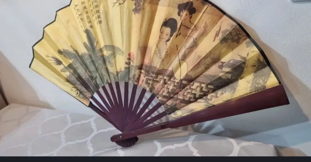 Leque japonês antigo de época. - Foto 2