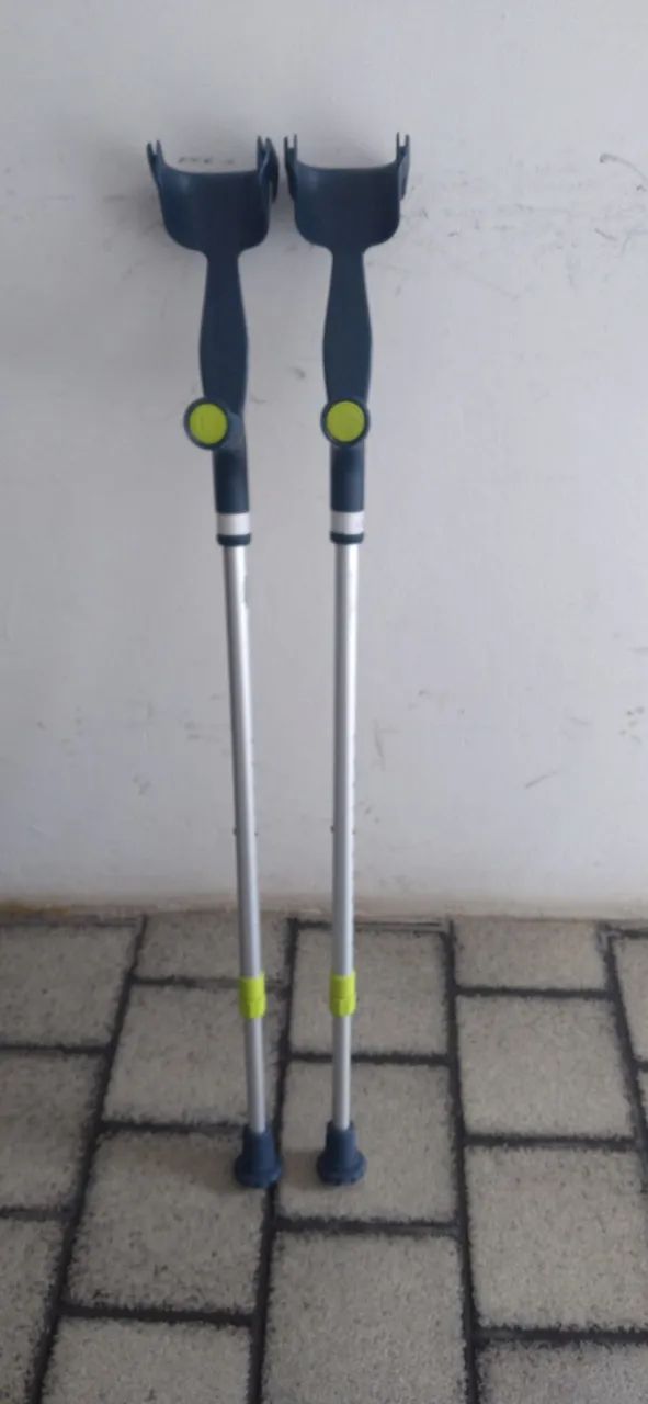 Muletas novas.150.00 - Foto 2