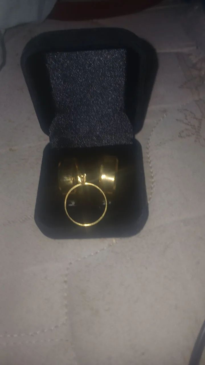 Conjunto aliança com anel solitário 