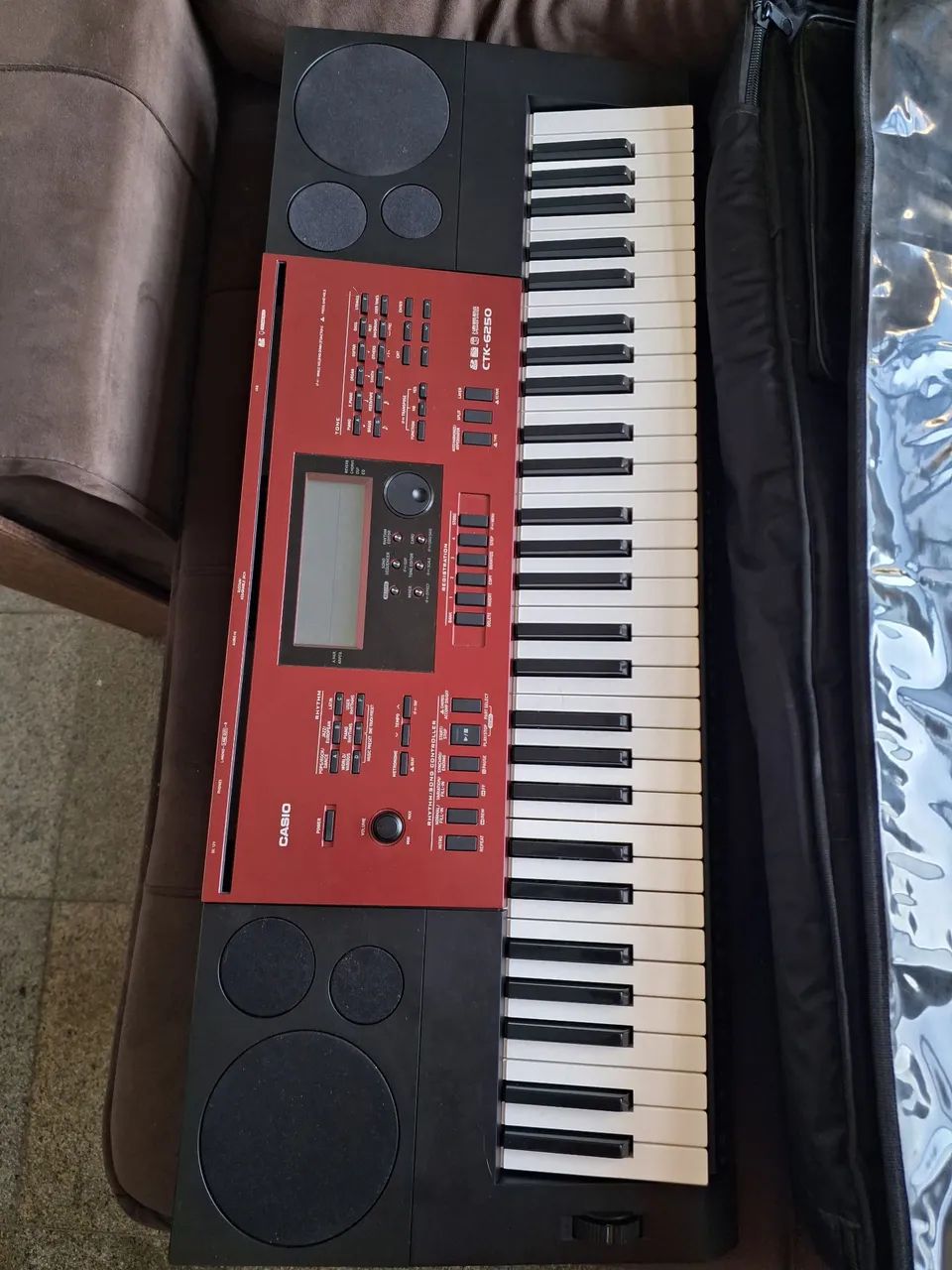 Teclado casio ctk-6250 