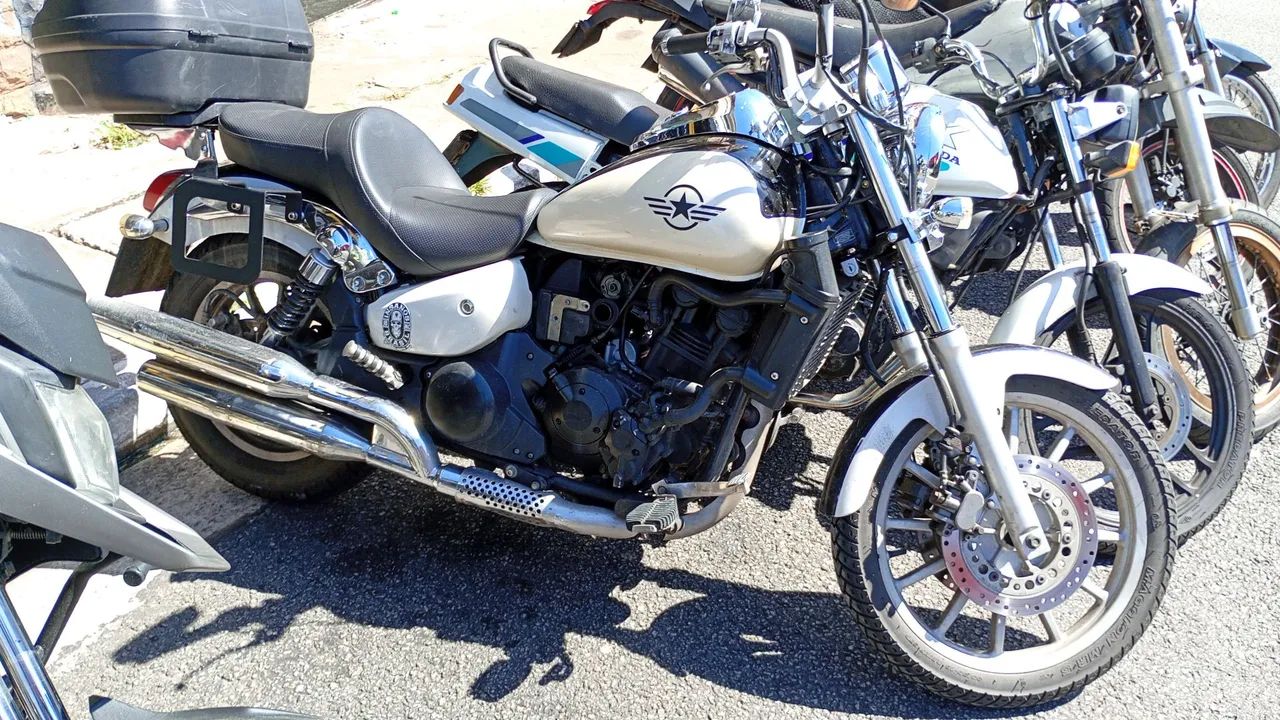 Dafra Horizon 250